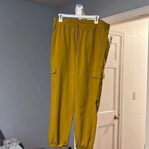 Old navy stretch tech pants; new with tags
